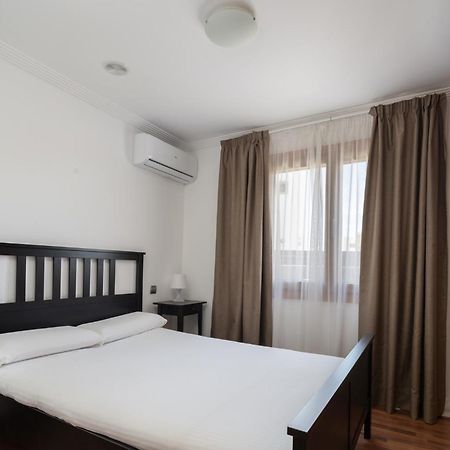 Camelot Holiday Homes By Livvo بلايا بلانكا المظهر الخارجي الصورة